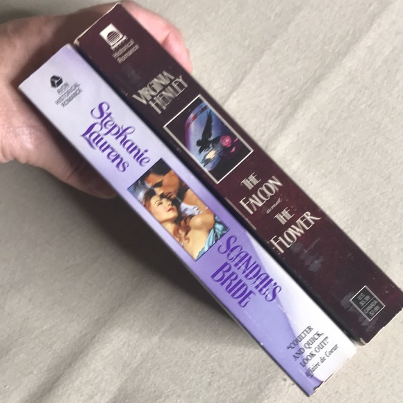 📚2/$6  2-Book Romance Bundle - Picture 2 of 15